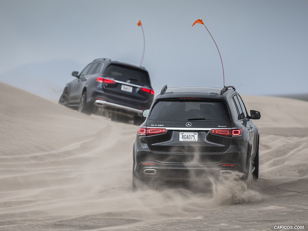 2020 Mercedes-Benz GLS 580 4MATIC (US-Spec) 