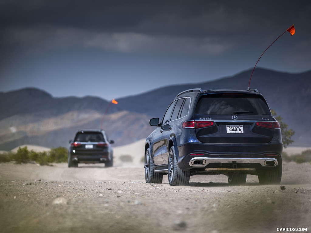 2020 Mercedes-Benz GLS 580 4MATIC (US-Spec) 