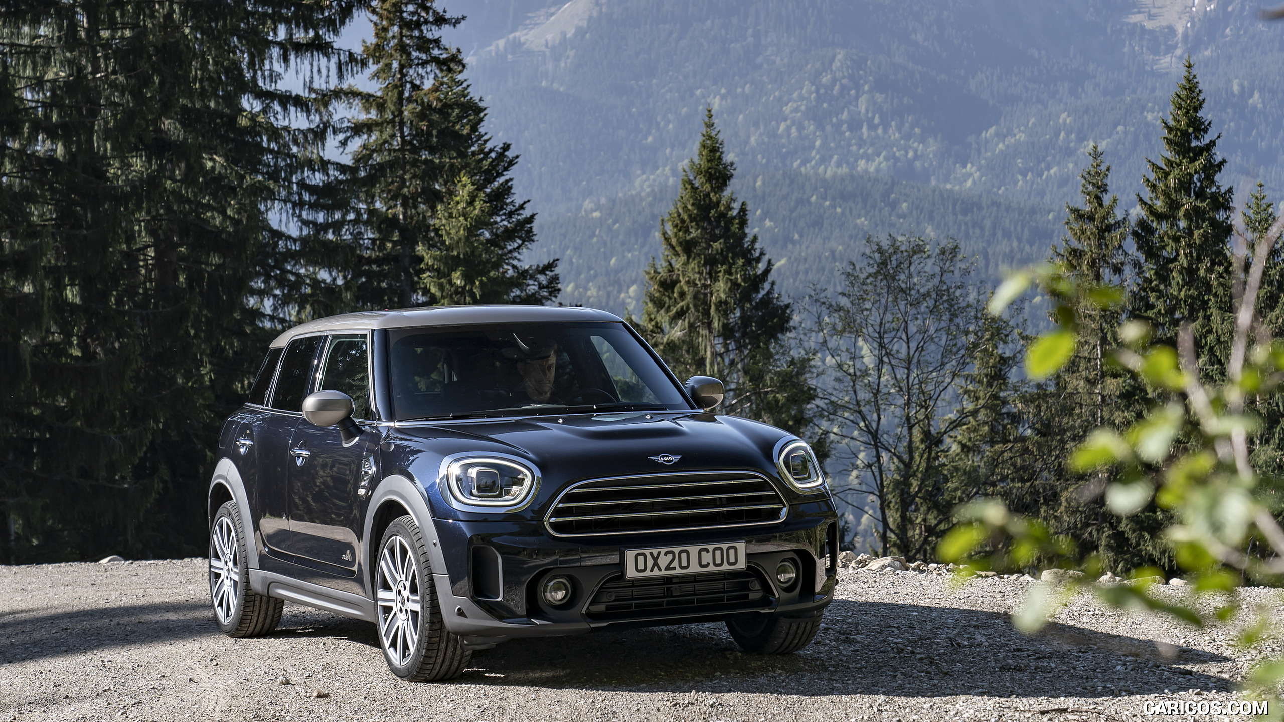 2021 MINI Countryman ALL4 - Front, #20 of 123