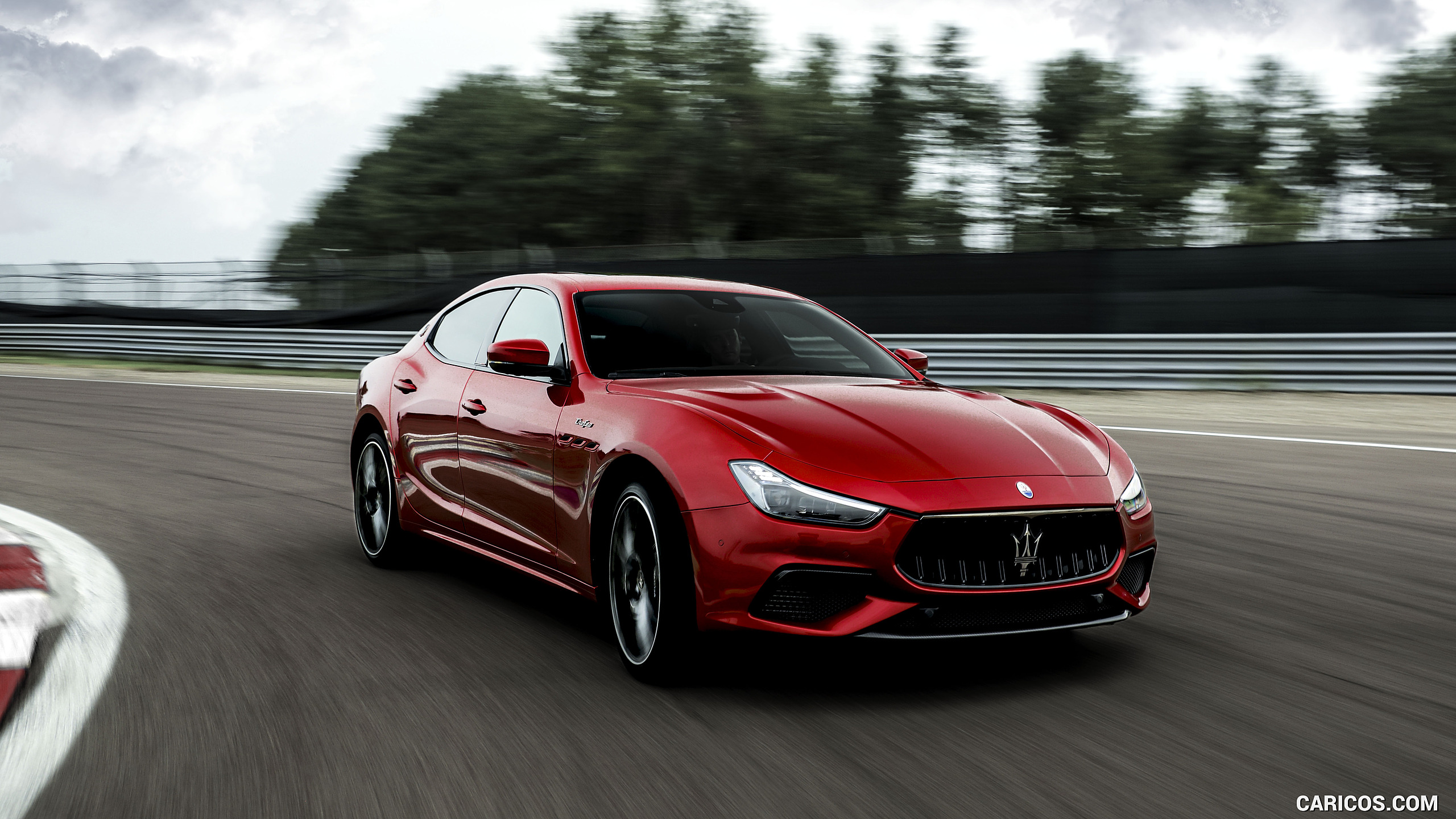 2021 Maserati Ghibli Trofeo - Front Three-Quarter, #1 of 36
