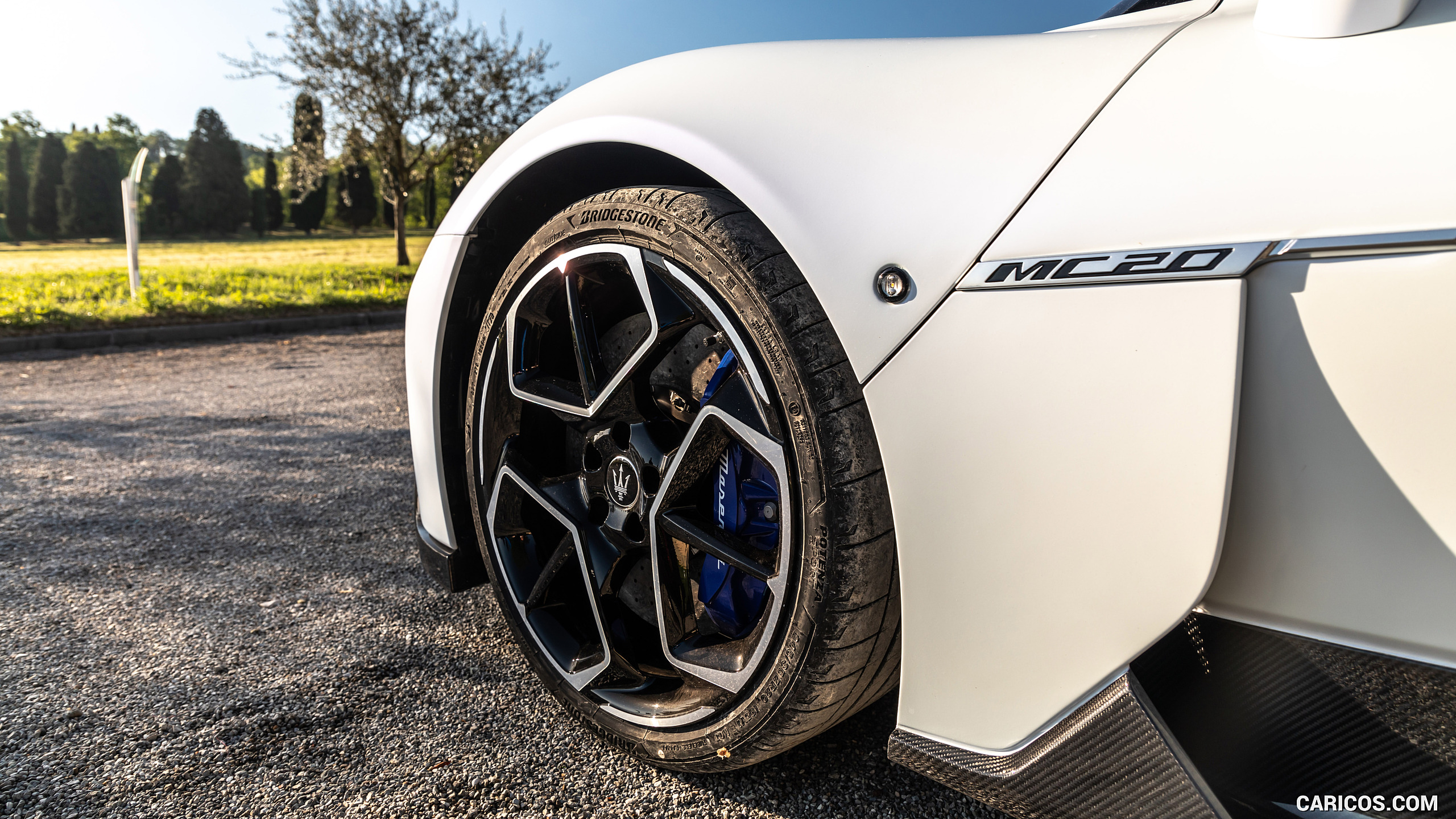 2021 Maserati MC20 (Color: Bianco Audace) - Wheel, #153 of 161