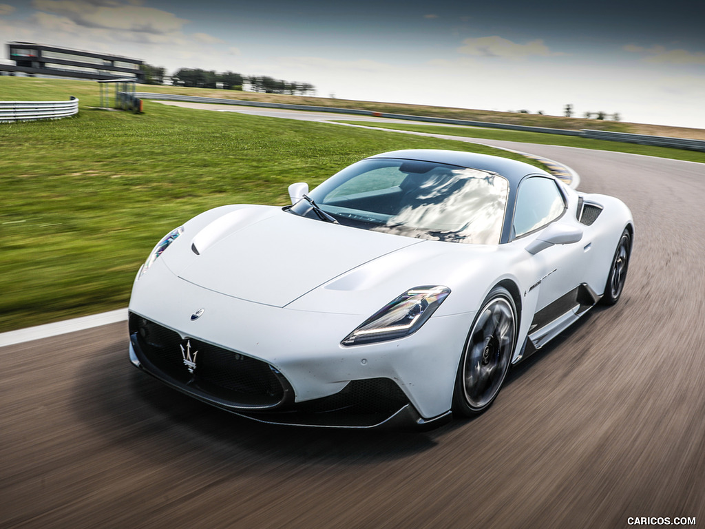 2021 Maserati MC20 (Color: Bianco Audace) - Front Three-Quarter