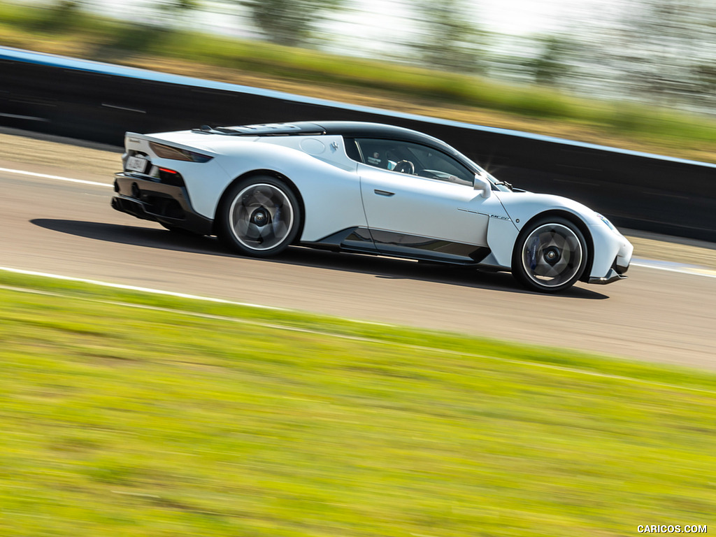 2021 Maserati MC20 (Color: Bianco Audace) - Side