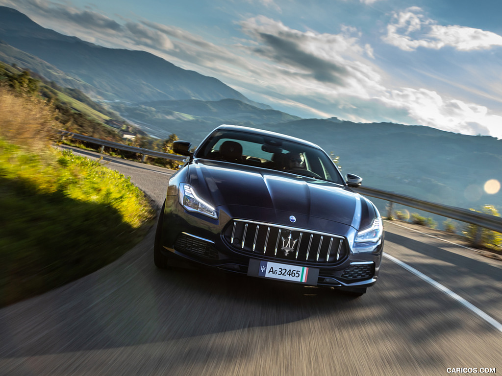 2021 Maserati Quattroporte SQ4 GranLusso - Front