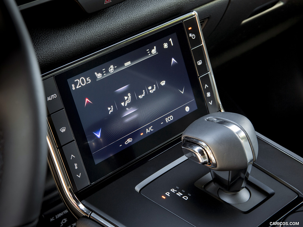 2021 Mazda MX-30 EV - Central Console