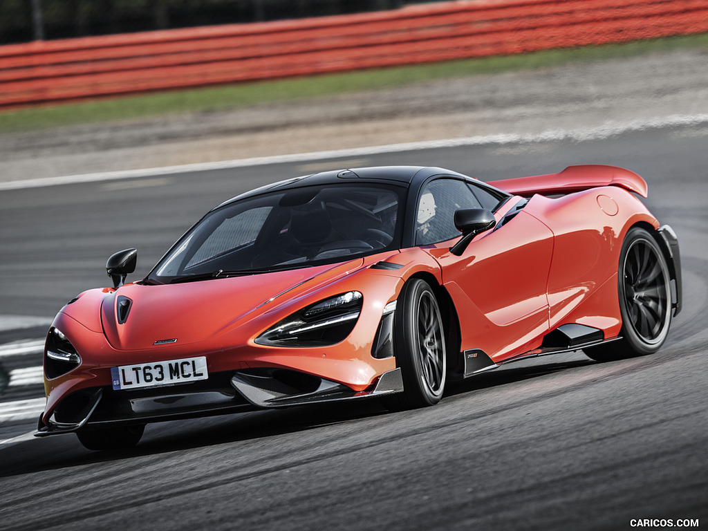 2021 McLaren 765LT - Front Three-Quarter