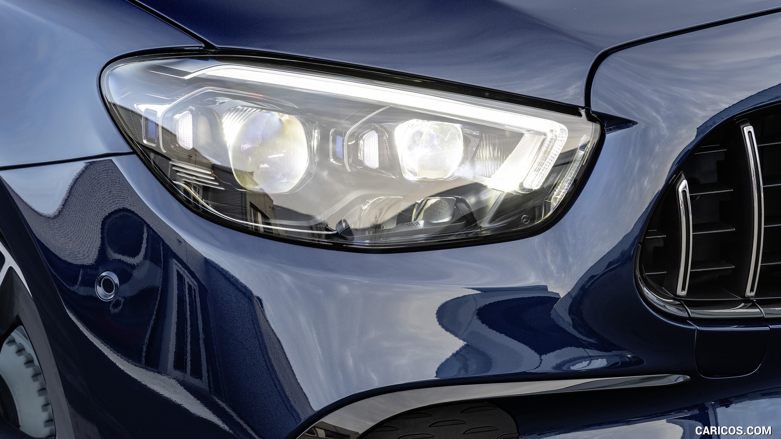 2021 Mercedes-AMG E 53 Estate 4MATIC+ T-Model (Color: Cavansite Blue Metallic) - Headlight, #11 of 19