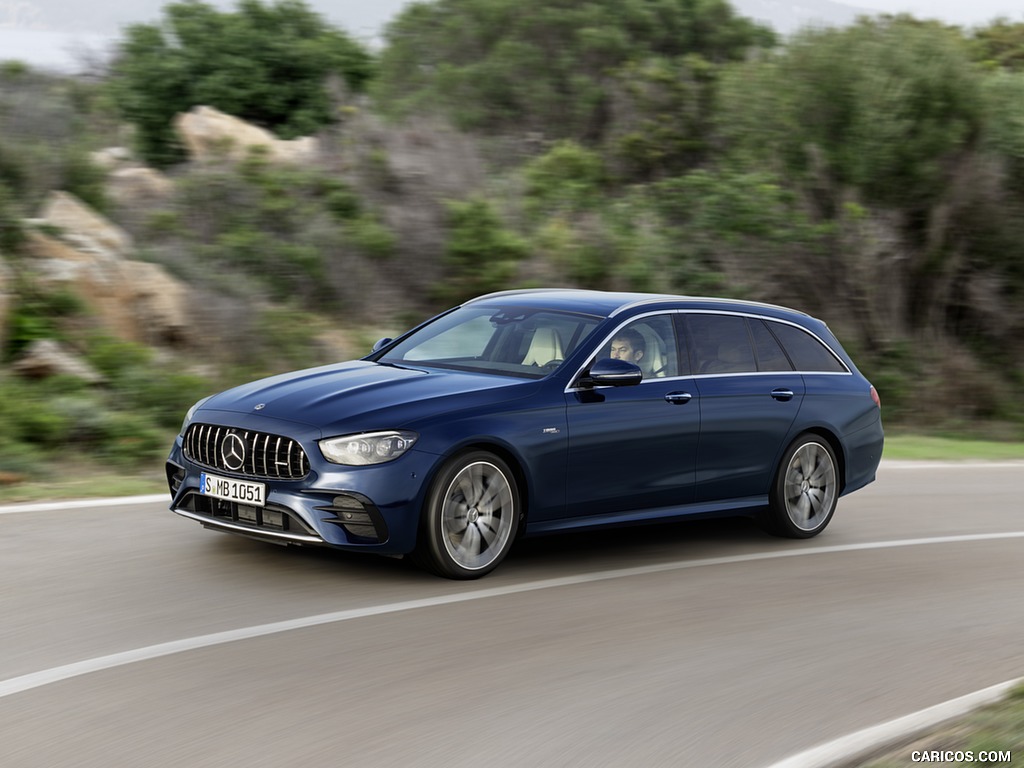 2021 Mercedes-AMG E 53 Estate 4MATIC+ T-Model (Color: Cavansite Blue Metallic) - Front Three-Quarter