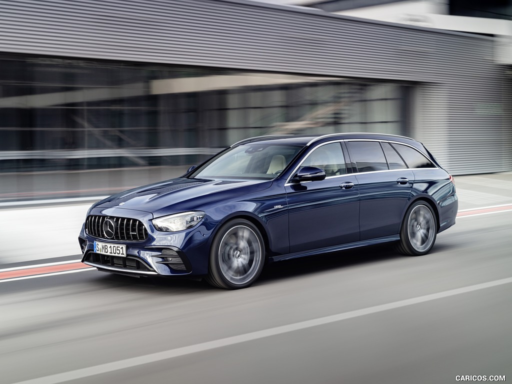 2021 Mercedes-AMG E 53 Estate 4MATIC+ T-Model (Color: Cavansite Blue Metallic) - Front Three-Quarter