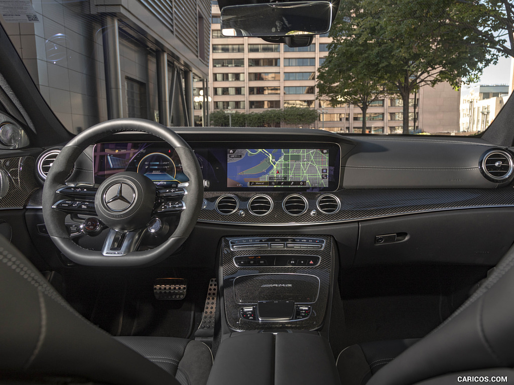 2021 Mercedes-AMG E 63 S (US-Spec) - Interior, Cockpit