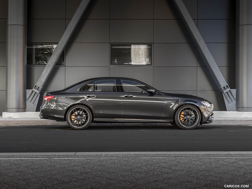 2021 Mercedes-AMG E 63 S (US-Spec) - Side