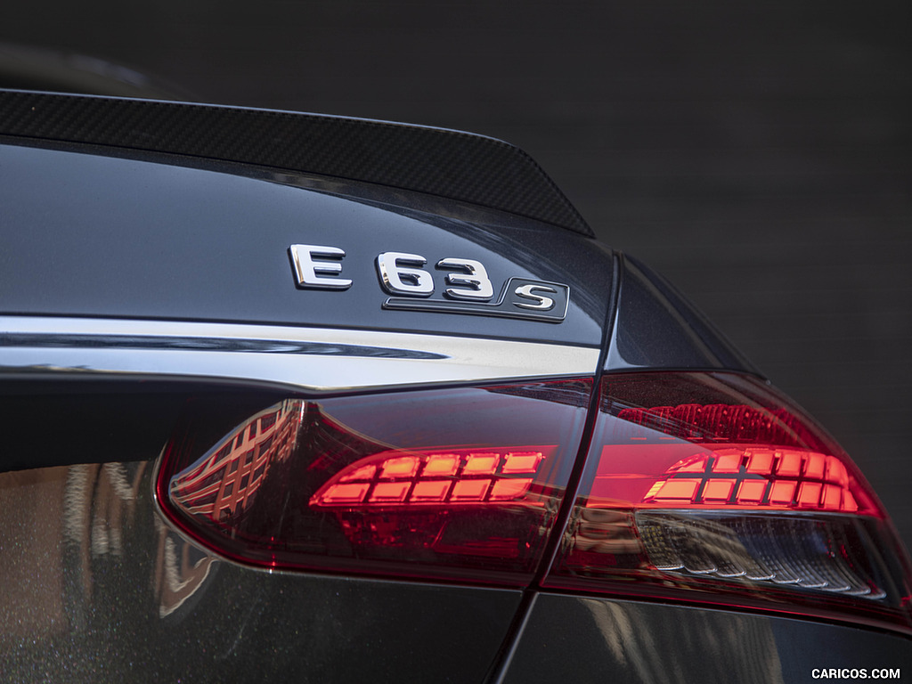 2021 Mercedes-AMG E 63 S (US-Spec) - Tail Light