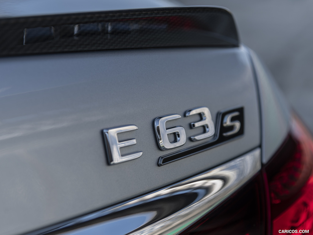 2021 Mercedes-AMG E 63 S 4MATIC+ (Color: High-Tech Silver Metallic) - Badge