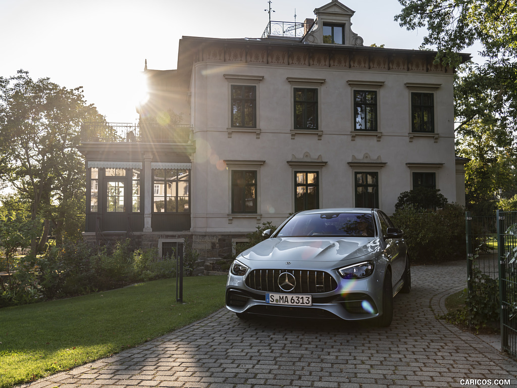 2021 Mercedes-AMG E 63 S 4MATIC+ (Color: High-Tech Silver Metallic) - Front