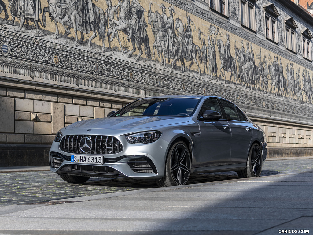 2021 Mercedes-AMG E 63 S 4MATIC+ (Color: High-Tech Silver Metallic) - Front Three-Quarter