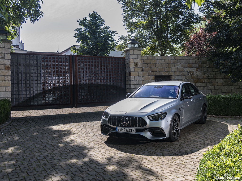 2021 Mercedes-AMG E 63 S 4MATIC+ (Color: High-Tech Silver Metallic) - Front Three-Quarter