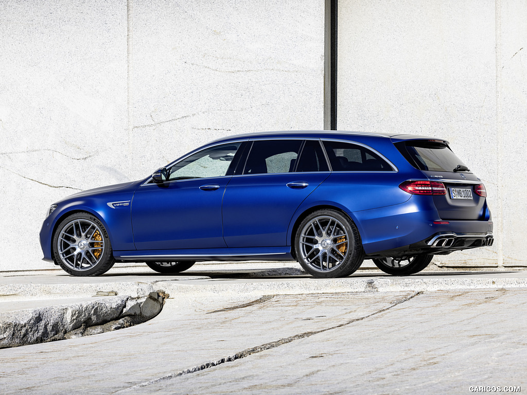 2021 Mercedes-AMG E 63 S Estate (Color: Brilliant Blue Magno) - Rear Three-Quarter