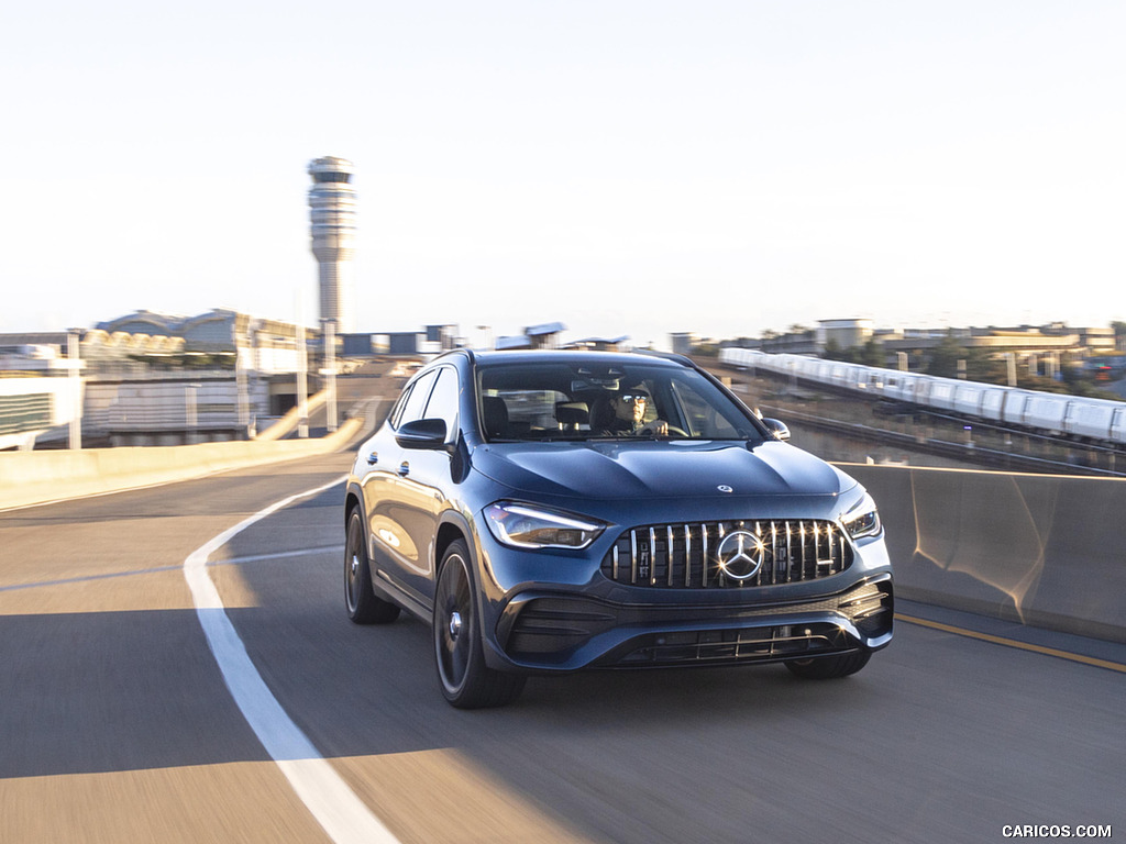 2021 Mercedes-AMG GLA 35 (US-Spec) - Front