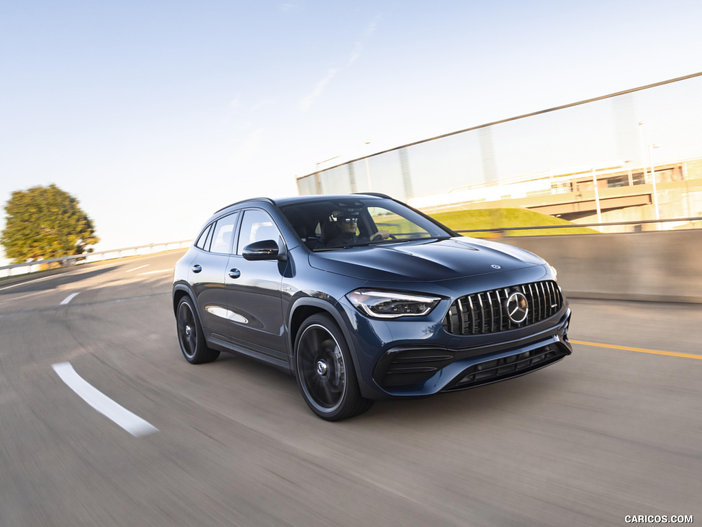 2021 Mercedes-AMG GLA 35 (US-Spec) - Front Three-Quarter