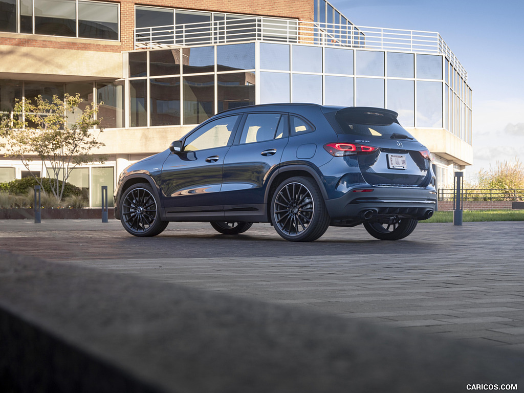 2021 Mercedes-AMG GLA 35 (US-Spec) - Rear Three-Quarter