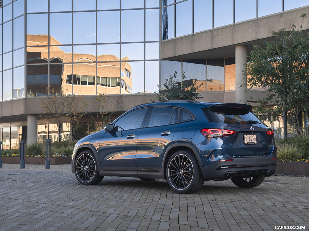 2021 Mercedes-AMG GLA 35 (US-Spec) - Rear Three-Quarter