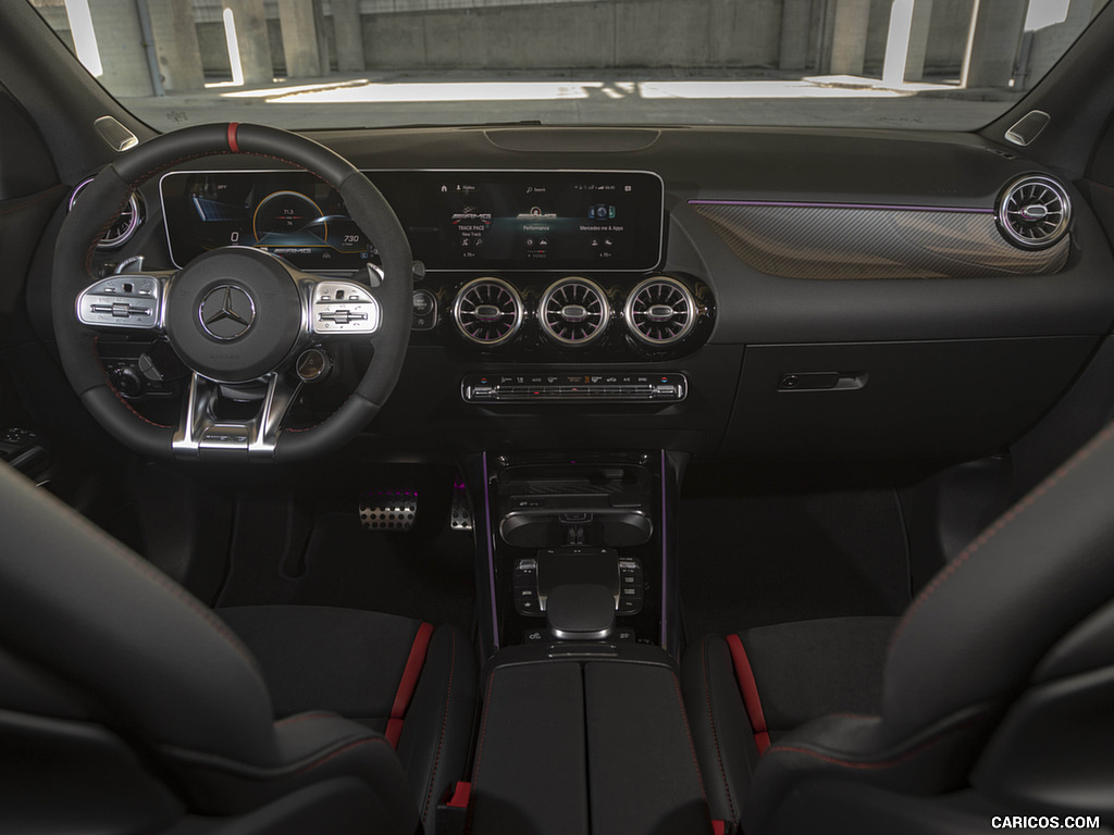 2021 Mercedes-AMG GLA 45 - Interior, Cockpit