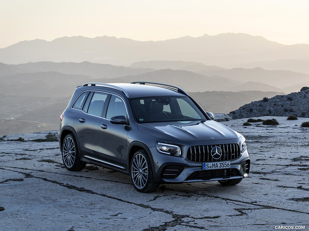 2021 Mercedes-AMG GLB 35 4MATIC (Color: Mountain Gray Metallic) - Front Three-Quarter