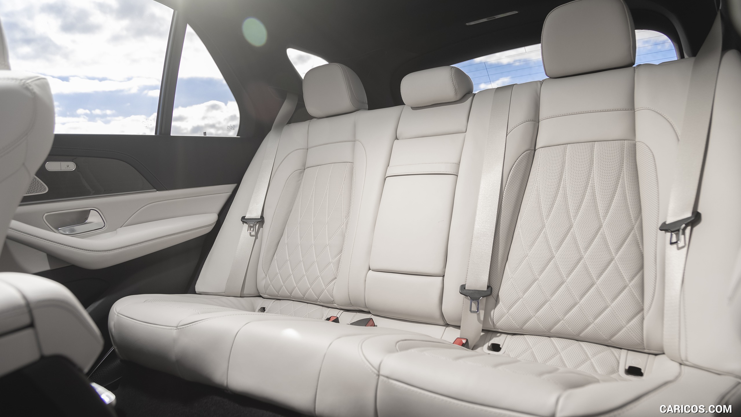2021 Mercedes-AMG GLE 63 S (US-Spec) - Interior, Rear Seats, #90 of 187
