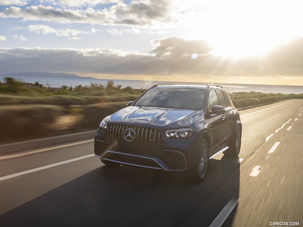 2021 Mercedes-AMG GLE 63 S (US-Spec) - Front Three-Quarter