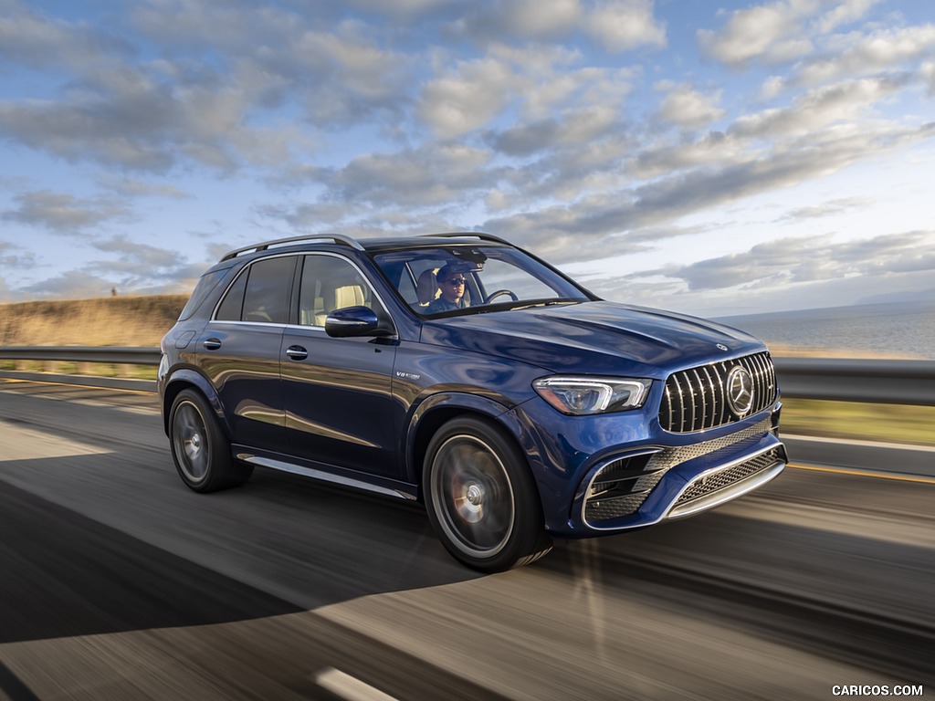 2021 Mercedes-AMG GLE 63 S (US-Spec) - Front Three-Quarter