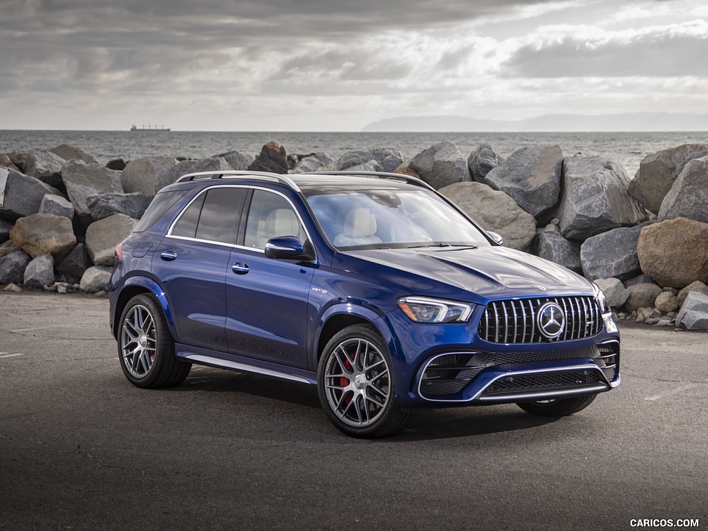 2021 Mercedes-AMG GLE 63 S (US-Spec) - Front Three-Quarter