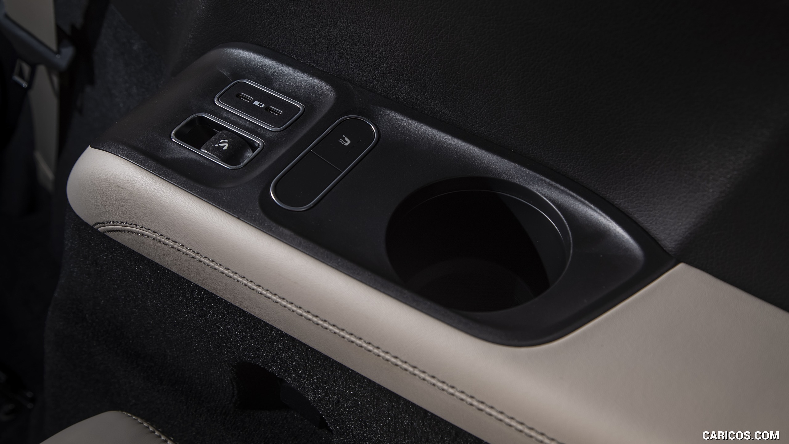 2021 Mercedes-AMG GLS 63 (US-Spec) - Interior, Detail, #87 of 95
