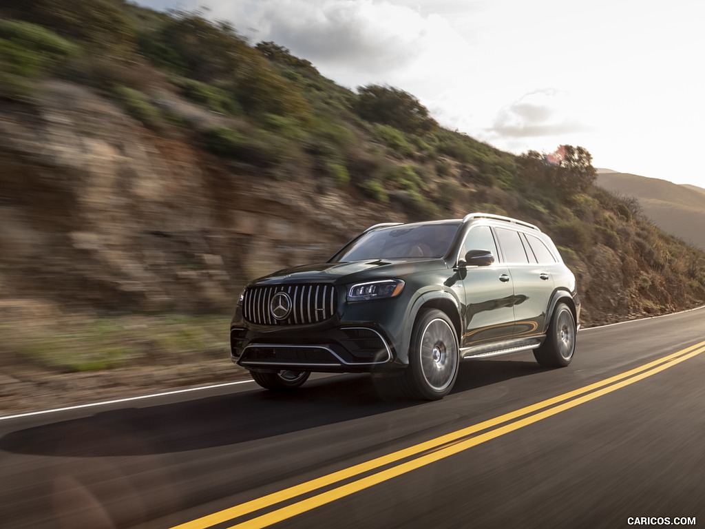 2021 Mercedes-AMG GLS 63 (US-Spec) - Front Three-Quarter