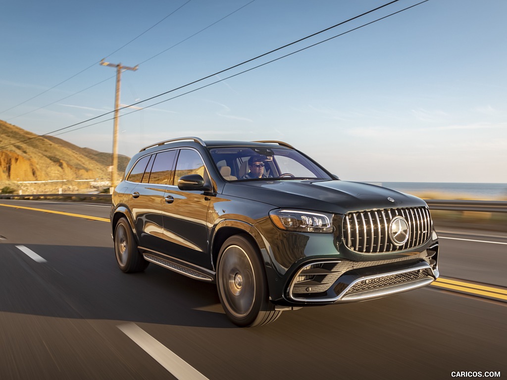 2021 Mercedes-AMG GLS 63 (US-Spec) - Front Three-Quarter