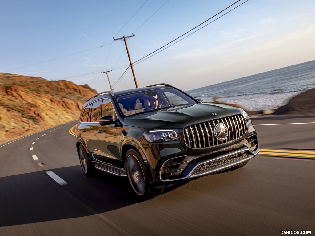 2021 Mercedes-AMG GLS 63 (US-Spec) - Front Three-Quarter