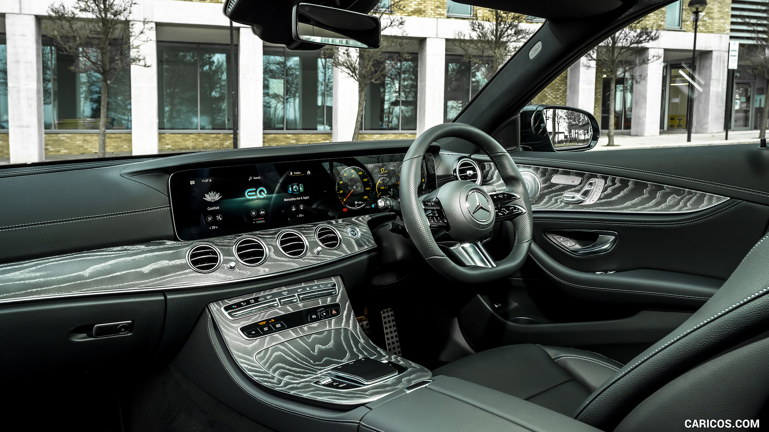 2021 Mercedes-Benz E 300 de Diesel Plug-In Hybrid (UK-Spec) - Interior, #148 of 170