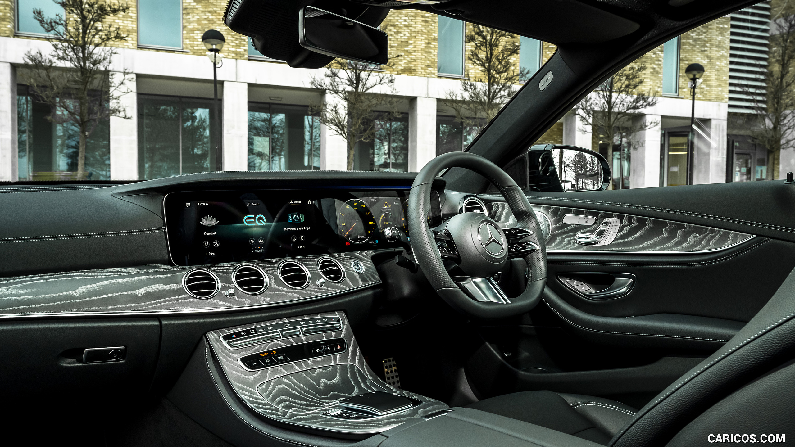 2021 Mercedes-Benz E 300 de Diesel Plug-In Hybrid (UK-Spec) - Interior, #149 of 170