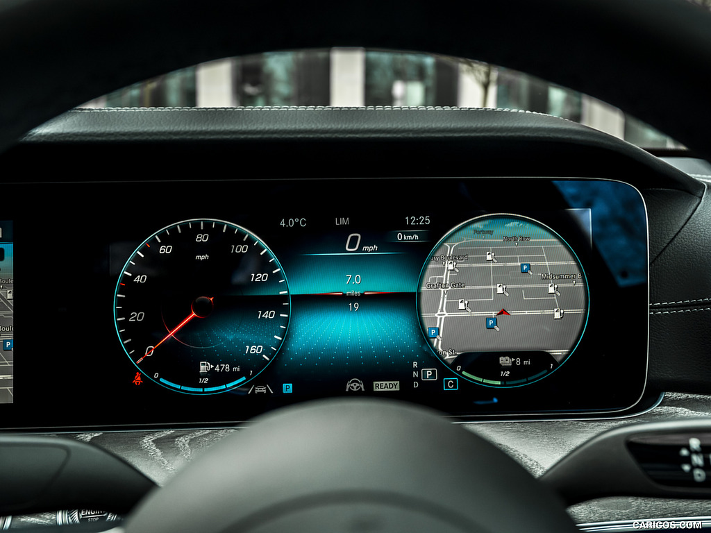 2021 Mercedes-Benz E 300 de Diesel Plug-In Hybrid (UK-Spec) - Digital Instrument Cluster