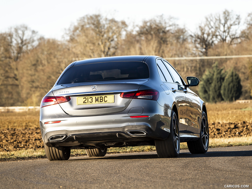 2021 Mercedes-Benz E 300 de Diesel Plug-In Hybrid (UK-Spec) - Rear