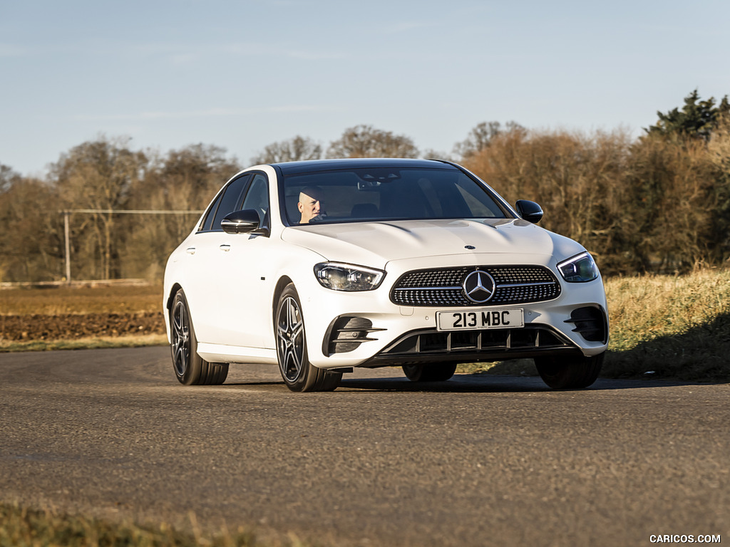 2021 Mercedes-Benz E 300 e Plug-In Hybrid (UK-Spec) - Front Three-Quarter