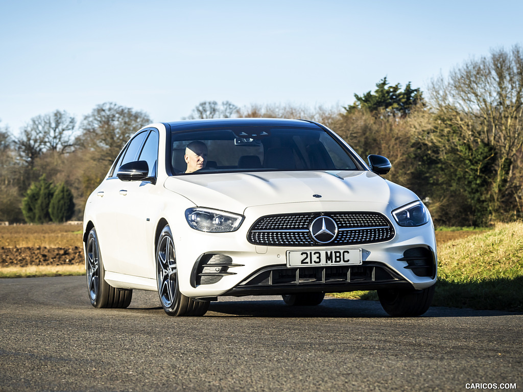 2021 Mercedes-Benz E 300 e Plug-In Hybrid (UK-Spec) - Front Three-Quarter