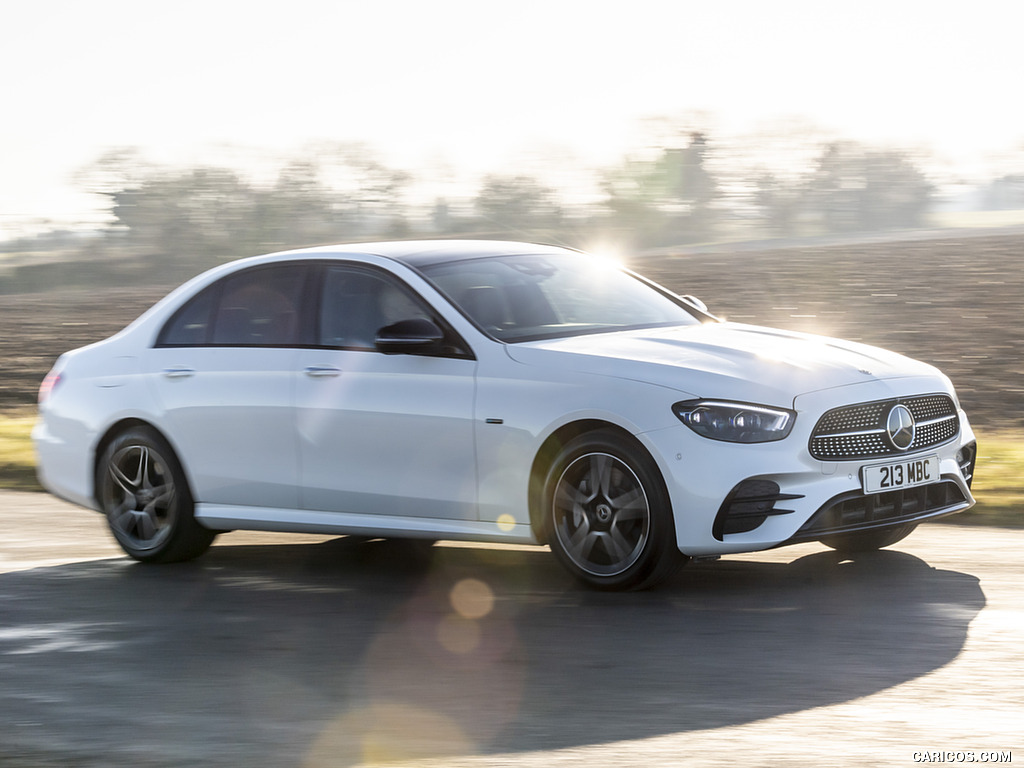 2021 Mercedes-Benz E 300 e Plug-In Hybrid (UK-Spec) - Front Three-Quarter