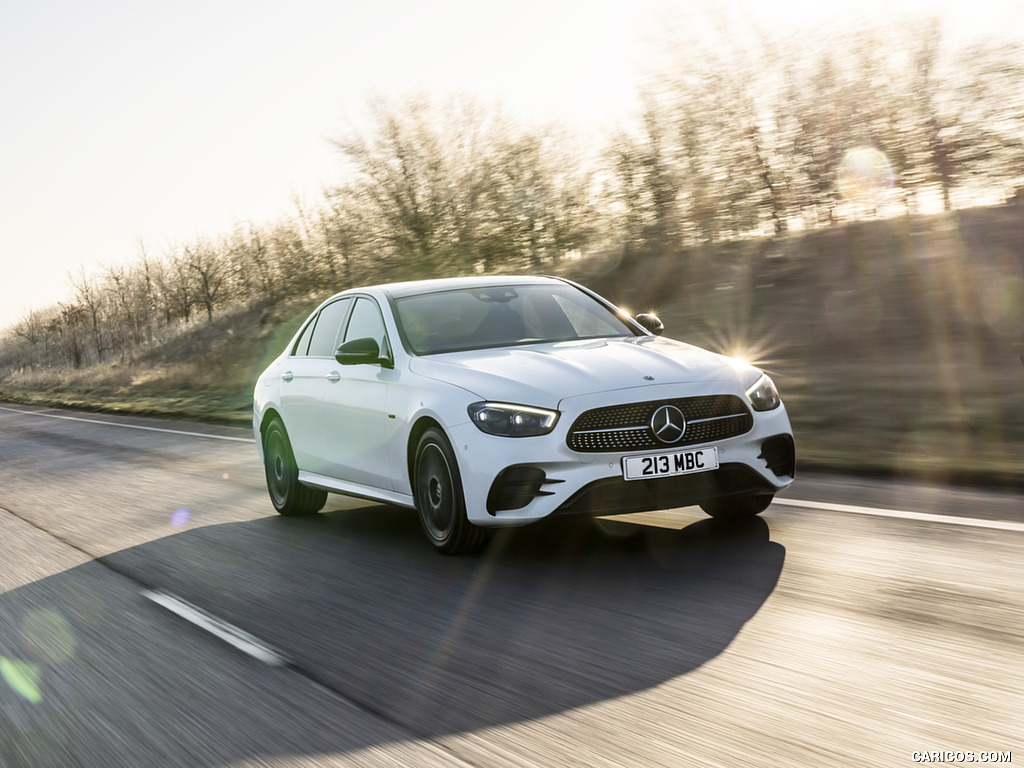 2021 Mercedes-Benz E 300 e Plug-In Hybrid (UK-Spec) - Front Three-Quarter