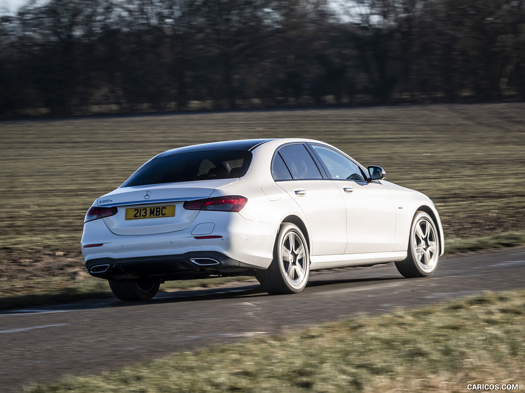 2021 Mercedes-Benz E 300 e Plug-In Hybrid (UK-Spec) - Rear Three-Quarter