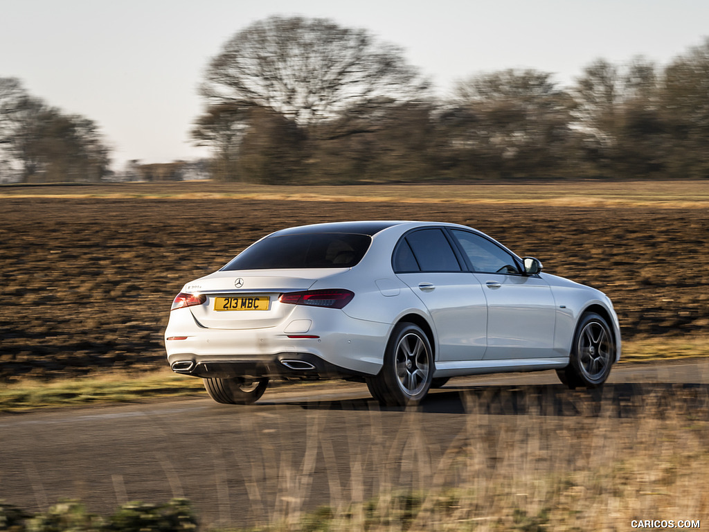 2021 Mercedes-Benz E 300 e Plug-In Hybrid (UK-Spec) - Rear Three-Quarter