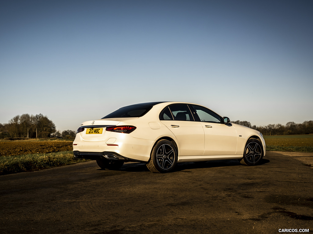 2021 Mercedes-Benz E 300 e Plug-In Hybrid (UK-Spec) - Rear Three-Quarter