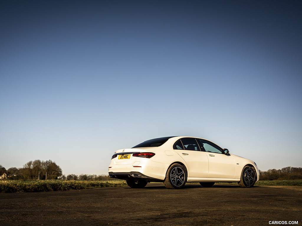 2021 Mercedes-Benz E 300 e Plug-In Hybrid (UK-Spec) - Rear Three-Quarter