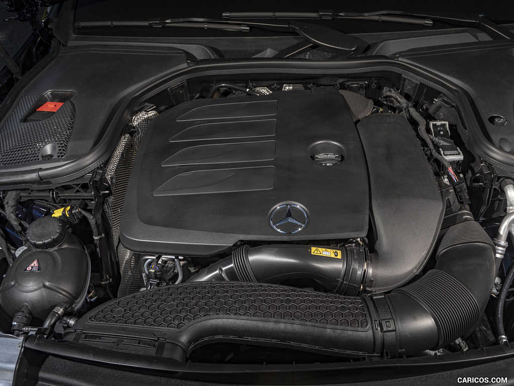 2021 Mercedes-Benz E 350 4MATIC Sedan (US-Spec) - Engine