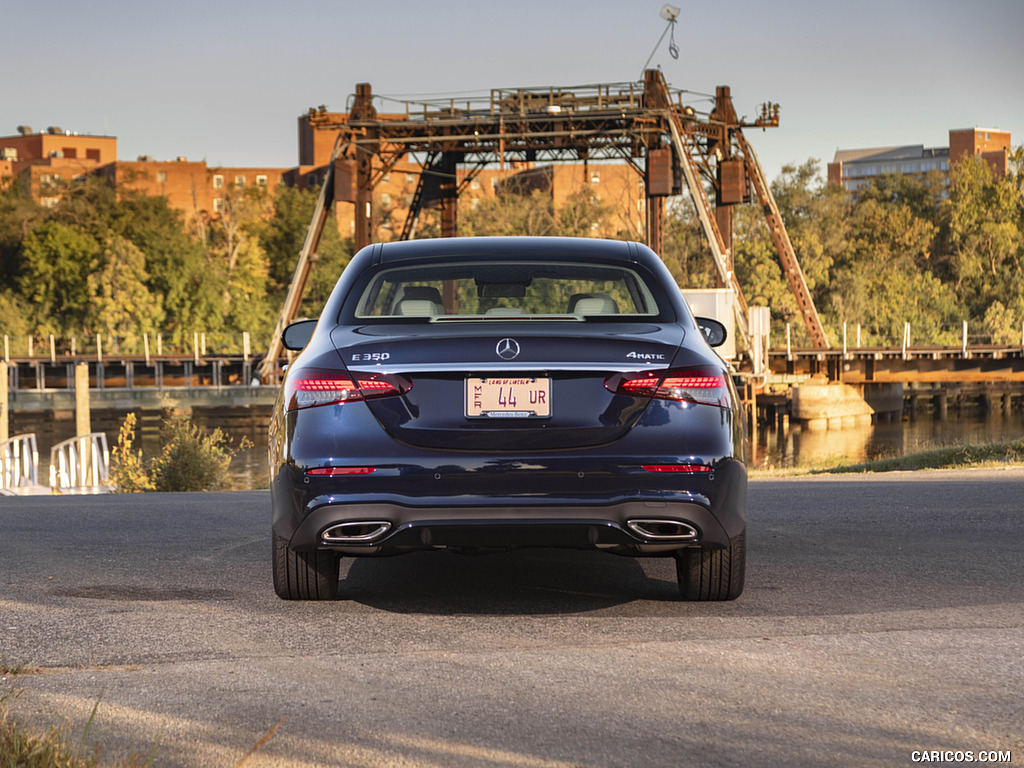 2021 Mercedes-Benz E 350 4MATIC Sedan (US-Spec) - Rear