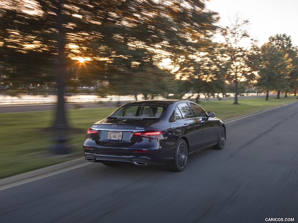 2021 Mercedes-Benz E 350 4MATIC Sedan (US-Spec) - Rear Three-Quarter